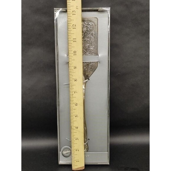 VTG Wilton Silver Plated Cake Server w/Ornate Design On Blade & Handle 12" L NIB - Picture 7 of 8